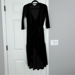Love stitch midi velvet dress
